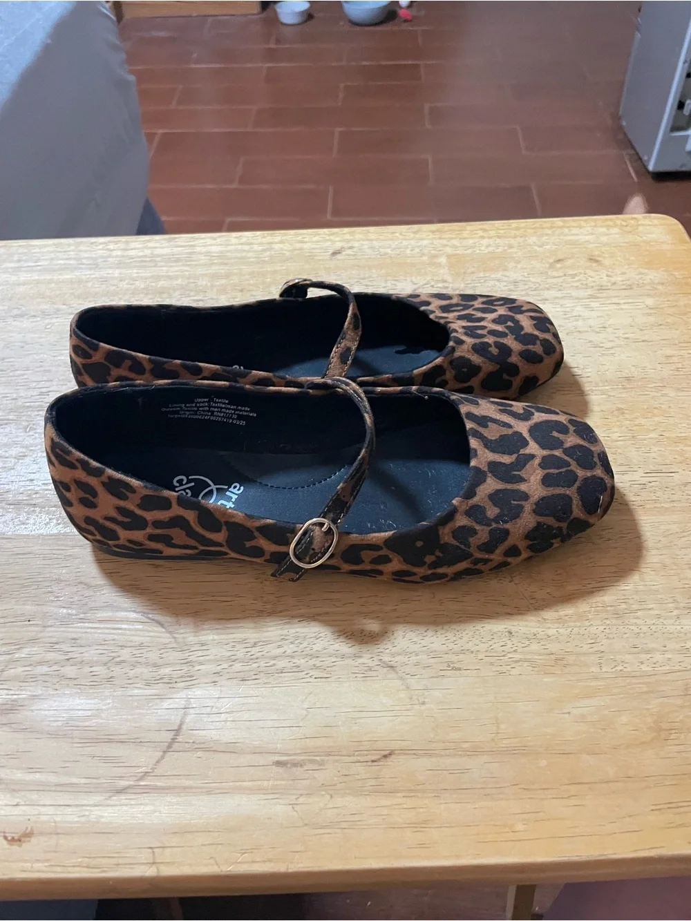 Youth Art Class Bronwyn Mary Jane ballet flat shoe black brown animal print 3